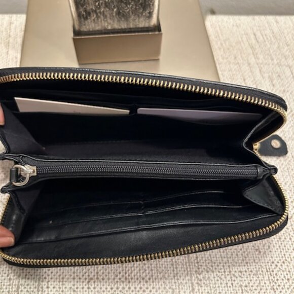 Jimmy Choo Leather Zip Around Wallet with Gold Logo Plaque - Picture 9 of 12